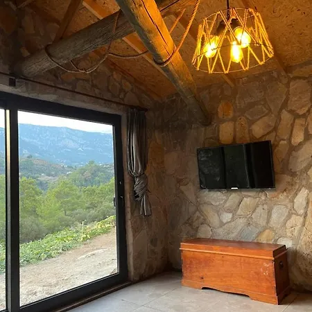 شاليه Olympos Ceratonia Dag Evi Kumluca